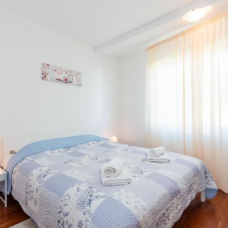 Apartment Mimoza 5, Baska, Krk エクステリア 写真
