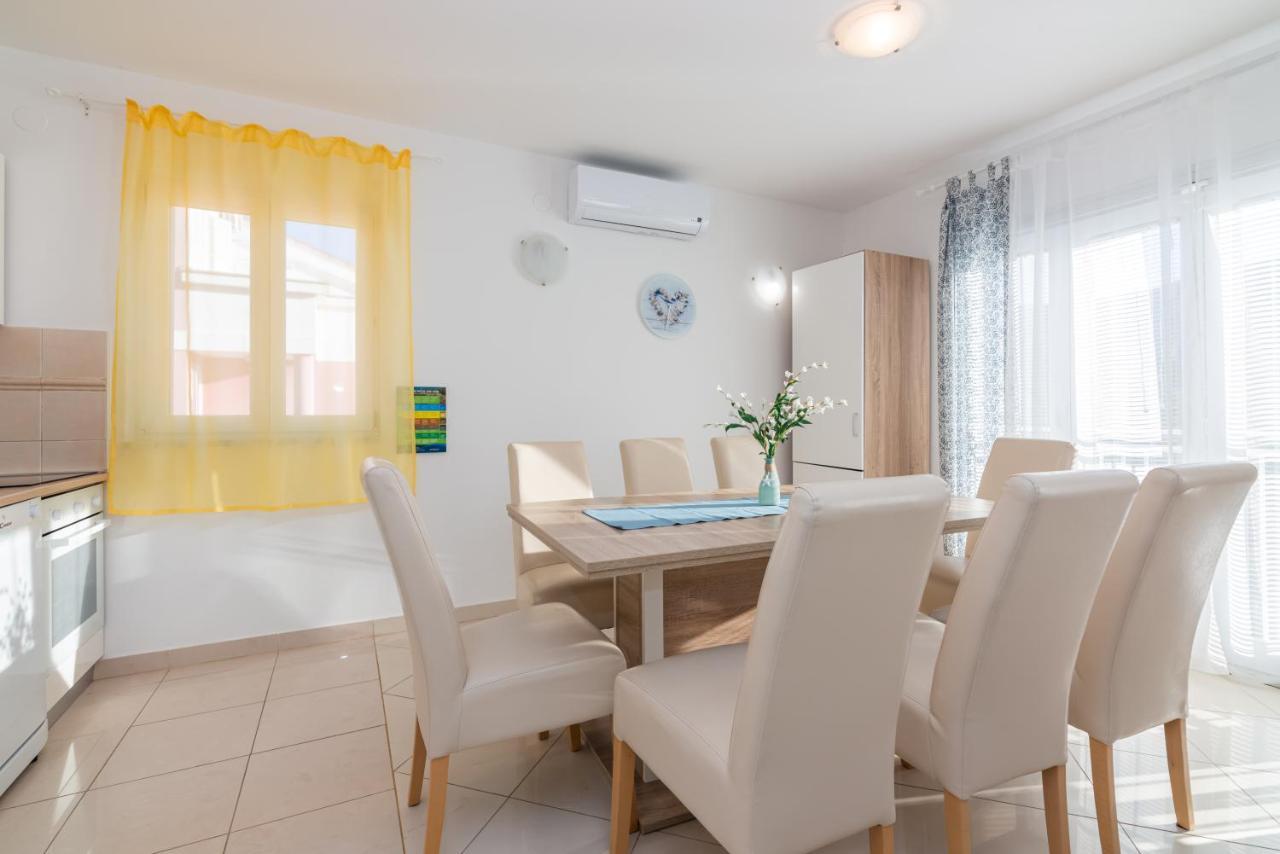 Apartment Mimoza 5, Baska, Krk エクステリア 写真