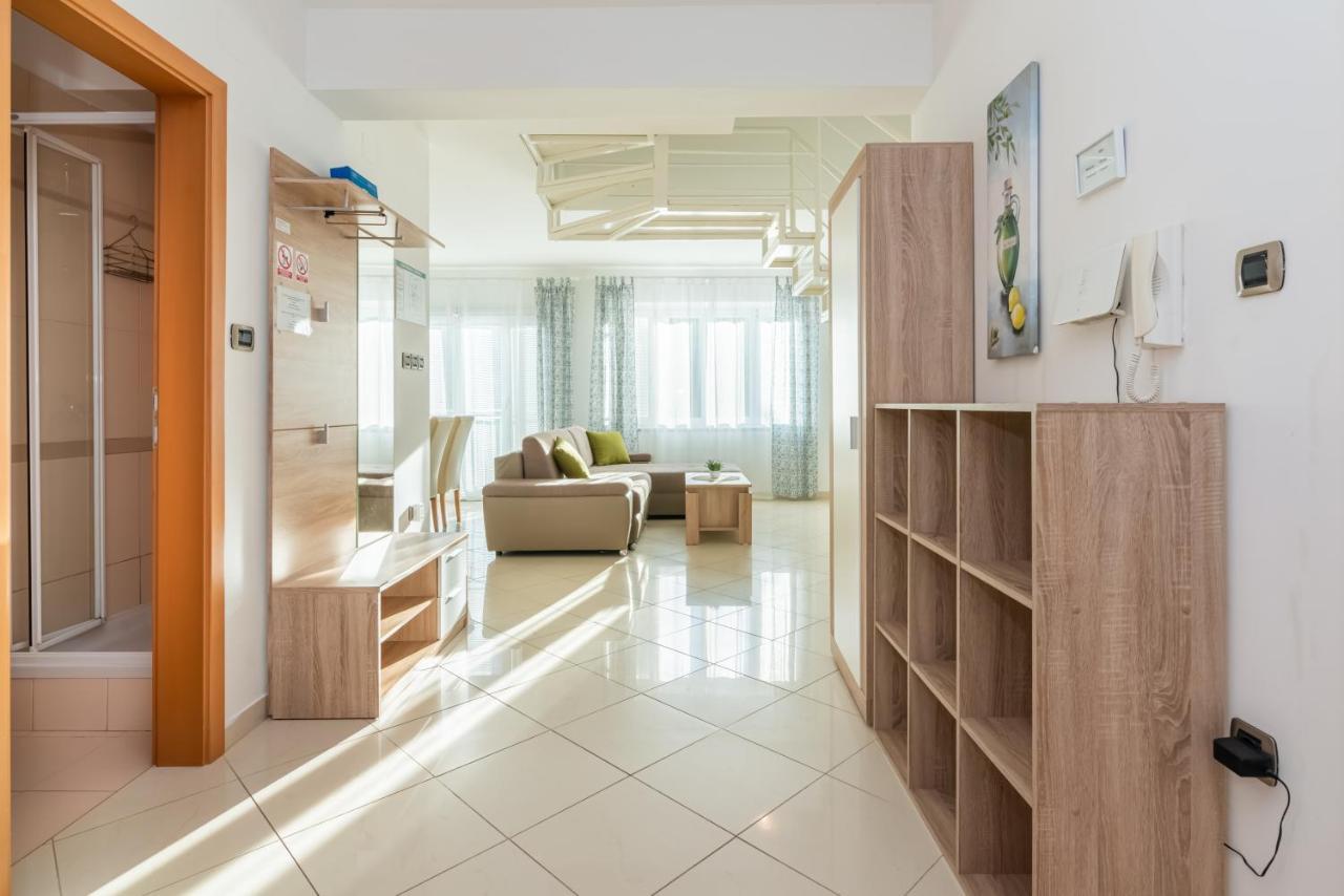 Apartment Mimoza 5, Baska, Krk エクステリア 写真