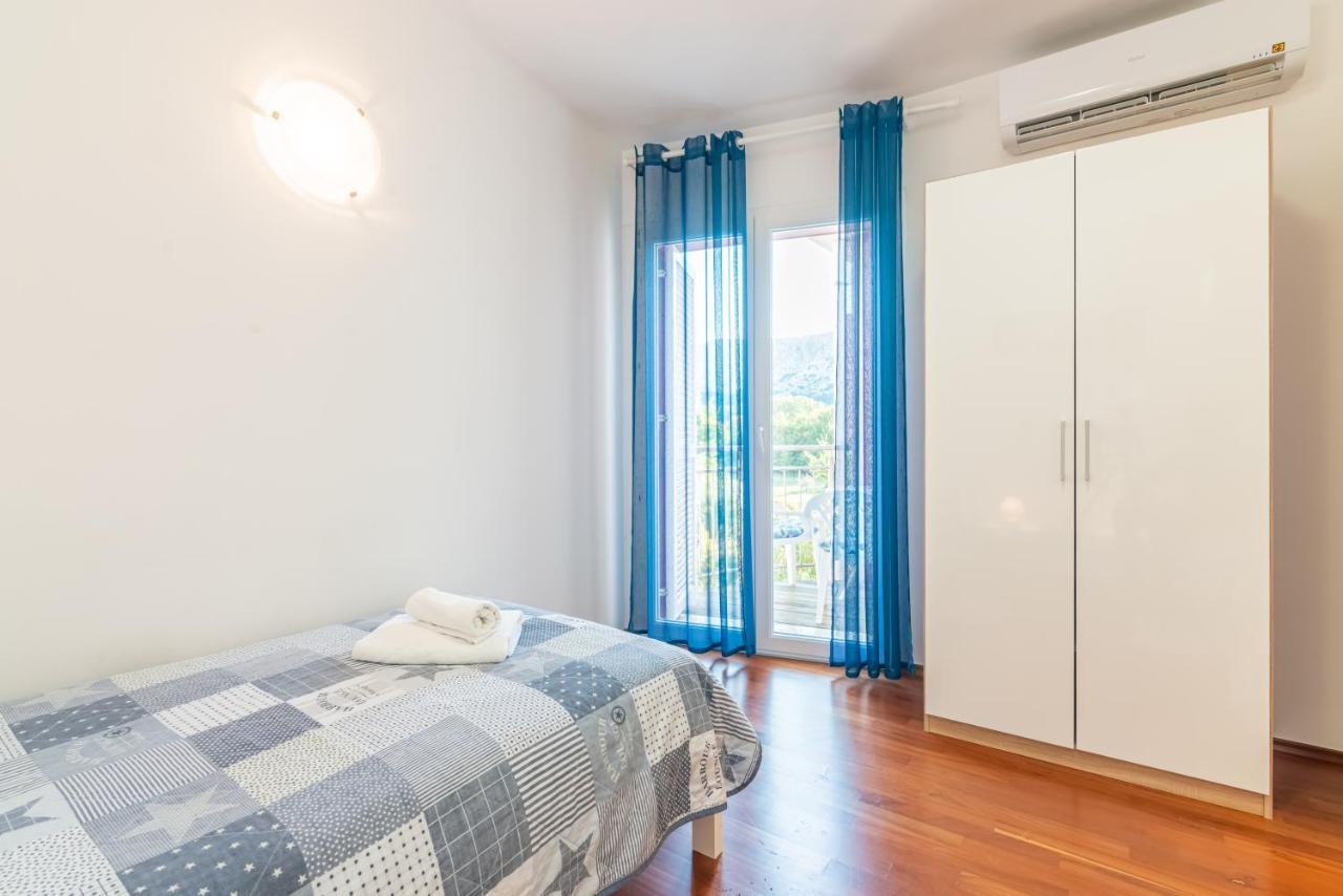 Apartment Mimoza 5, Baska, Krk エクステリア 写真