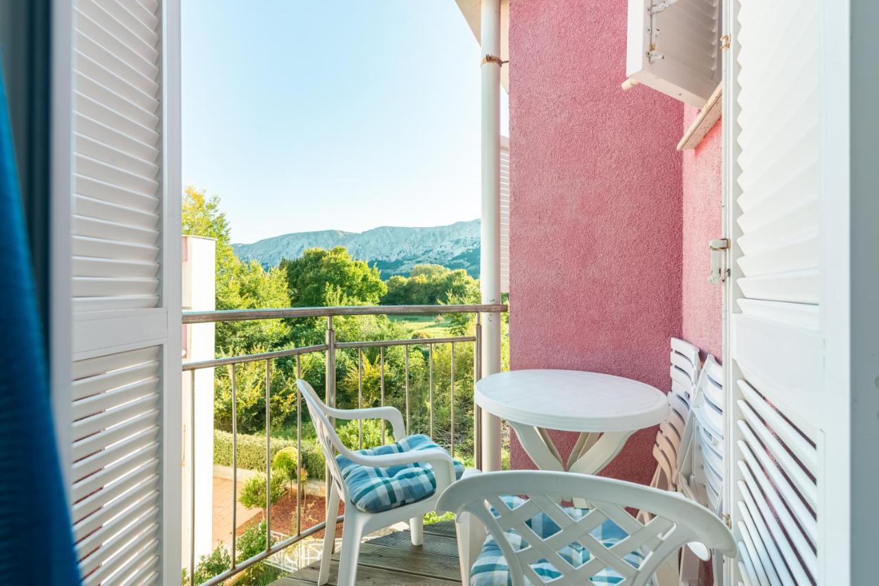 Apartment Mimoza 5, Baska, Krk エクステリア 写真