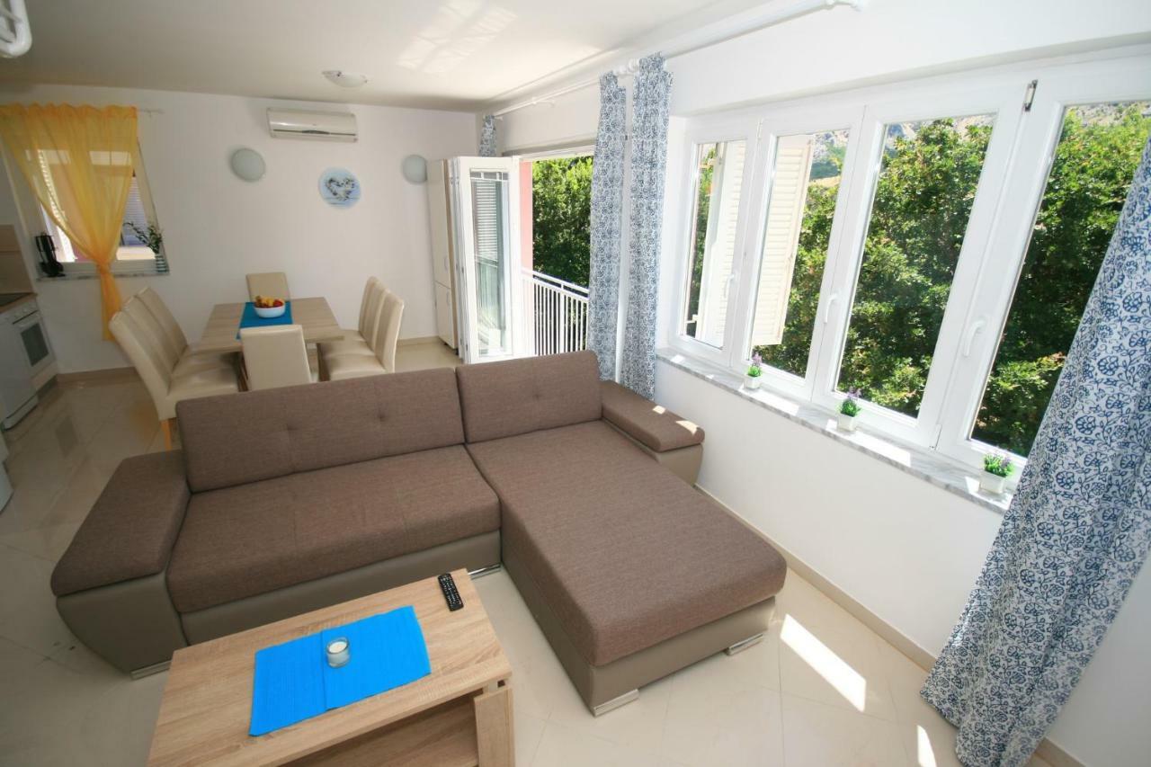 Apartment Mimoza 5, Baska, Krk エクステリア 写真